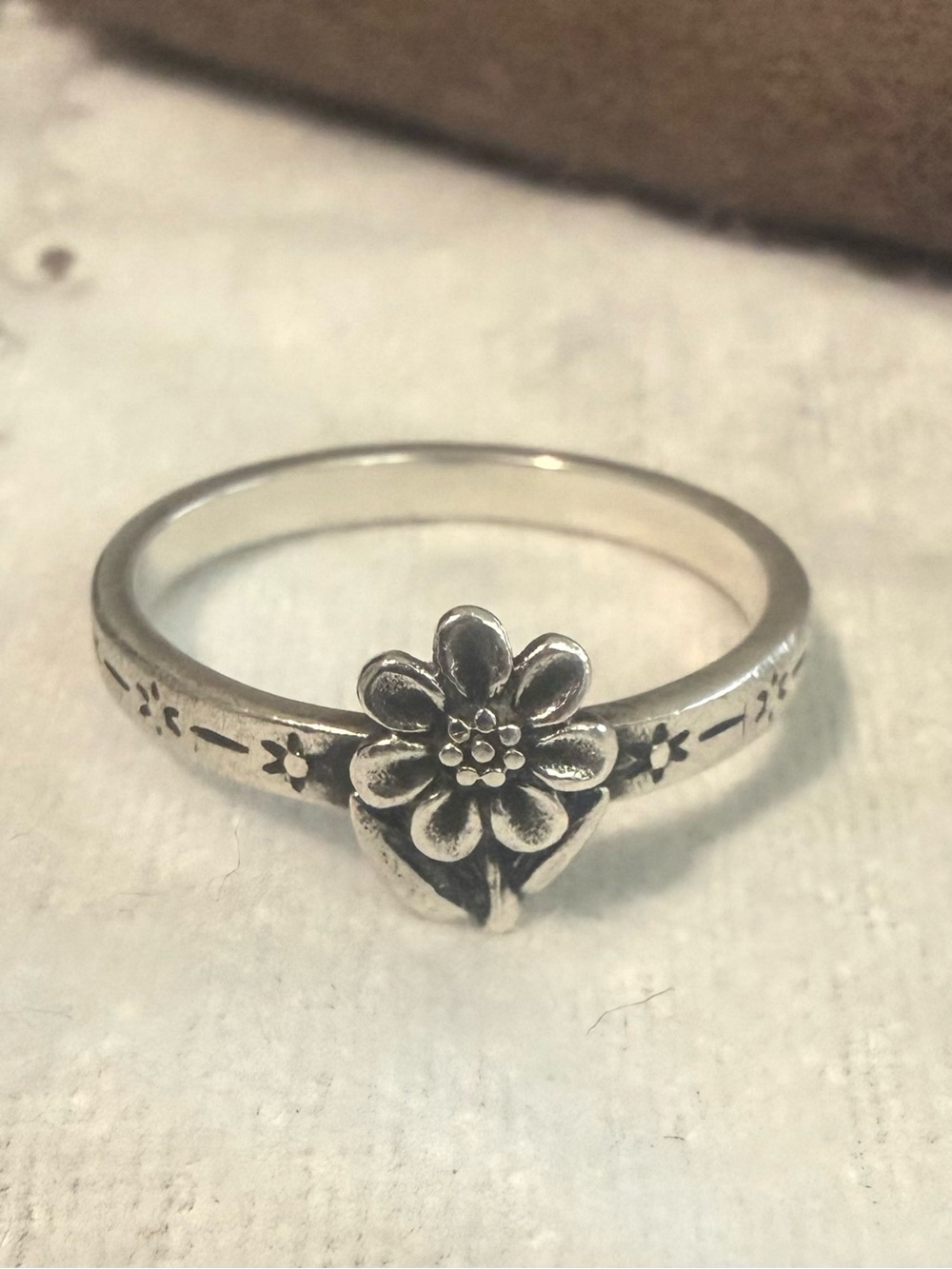 James Avery Sterling Silver Mini Daisy Ring, Size 8
